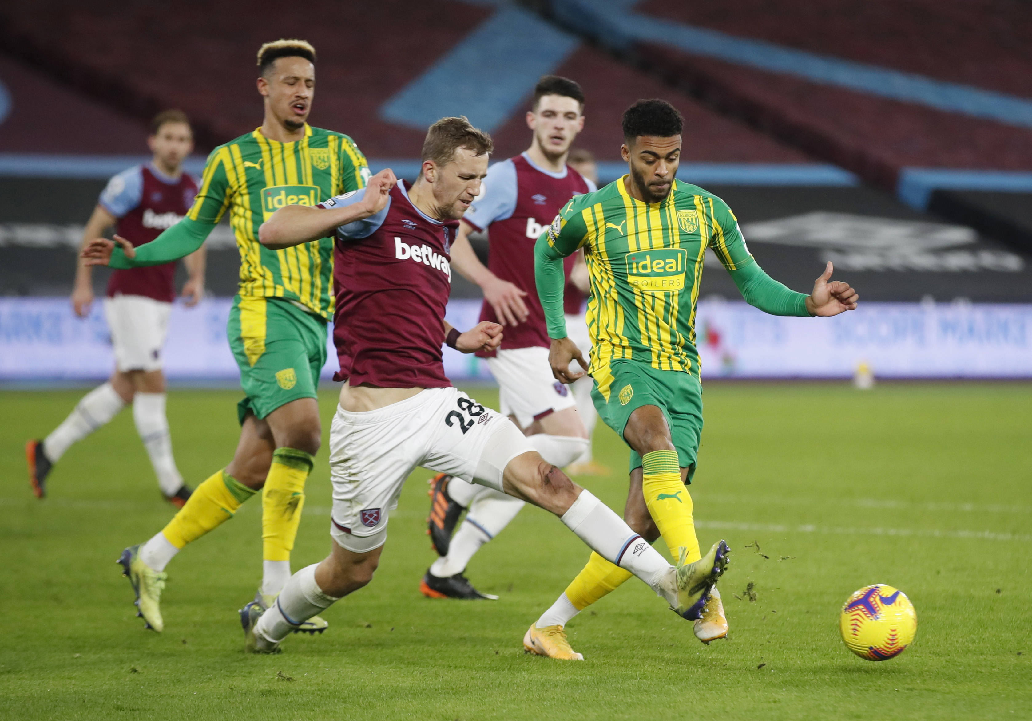 中互有胜负 中互有胜负